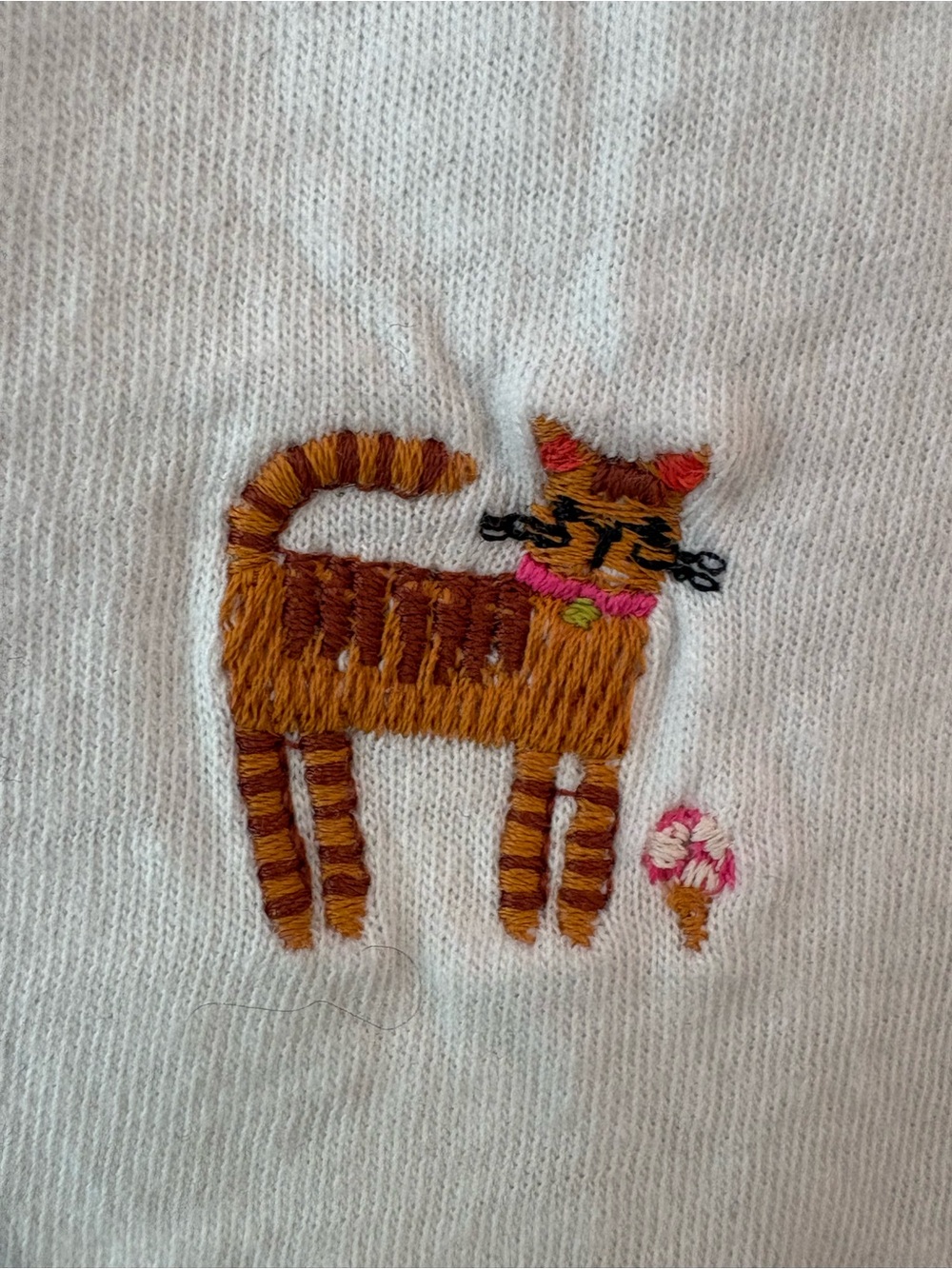 Natural Life Fave Little Things embroidered t-shirt featuring cats and dogs. - Picture 8 of 16